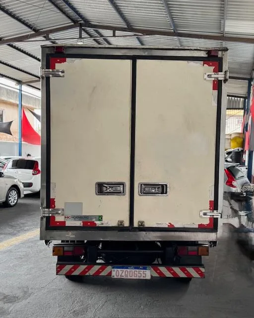 Kia BONGO — foto 8