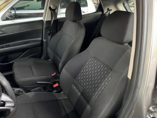 Hyundai HB20 — foto 4