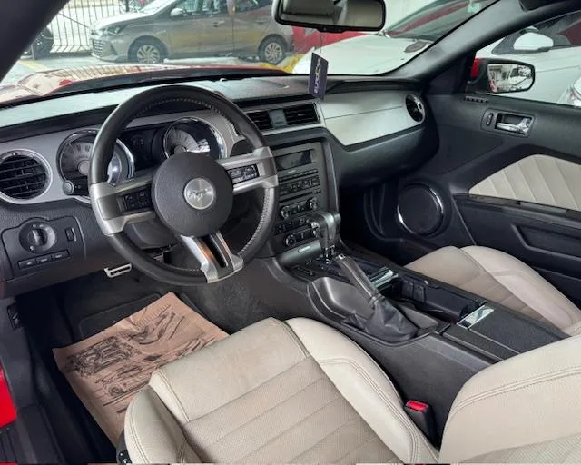 Ford MUSTANG — foto 6