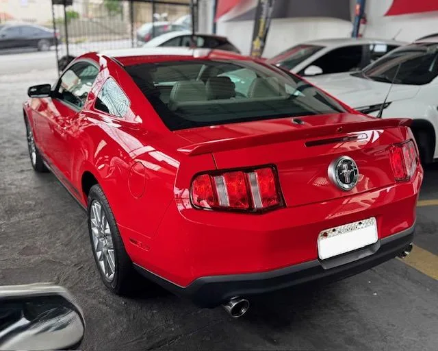 Ford MUSTANG — foto 7