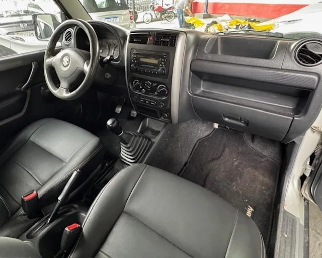 Suzuki Jimny — foto 6